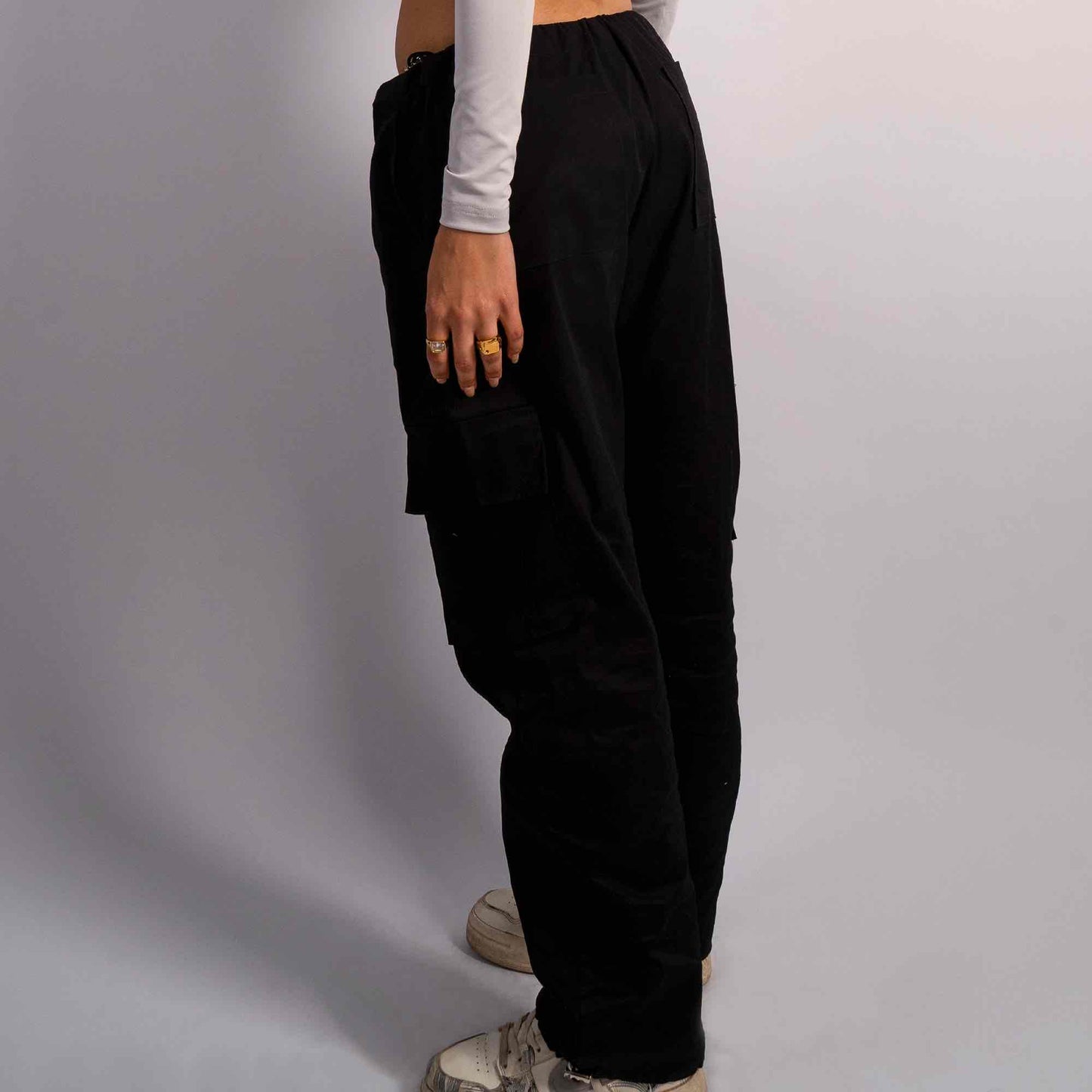 cottonchutes, but Black