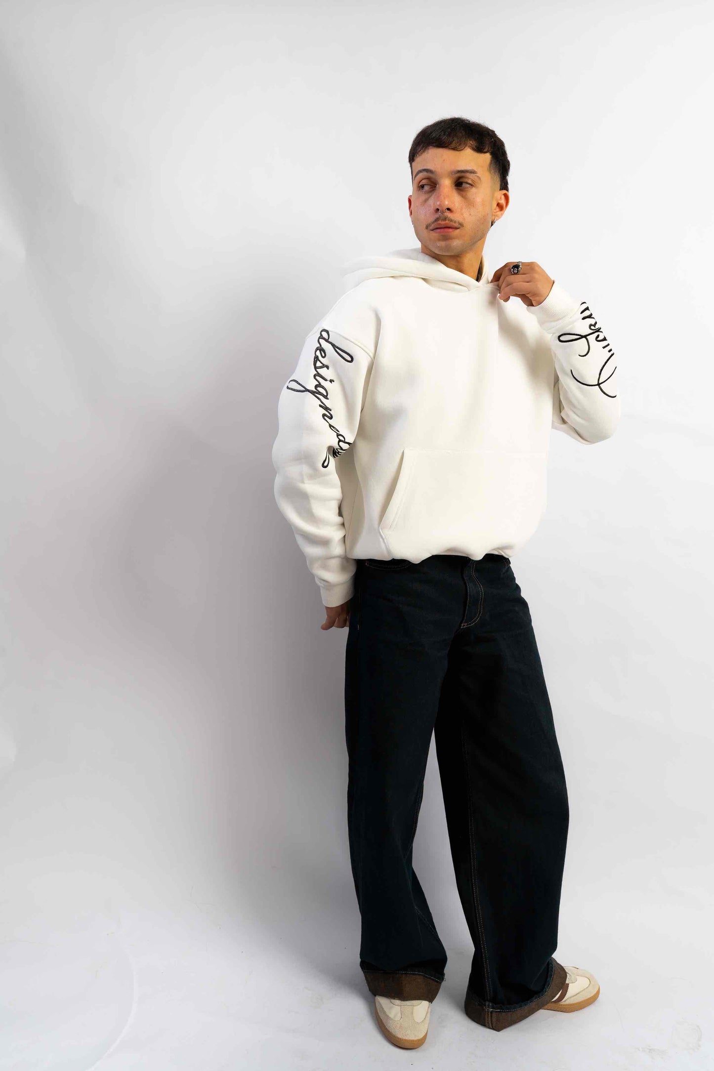 kinda basic, but pretty in White