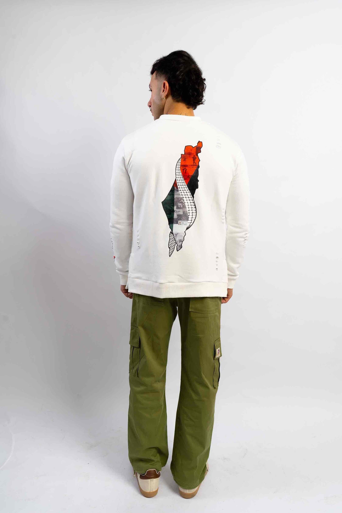 Para Palestina, but White