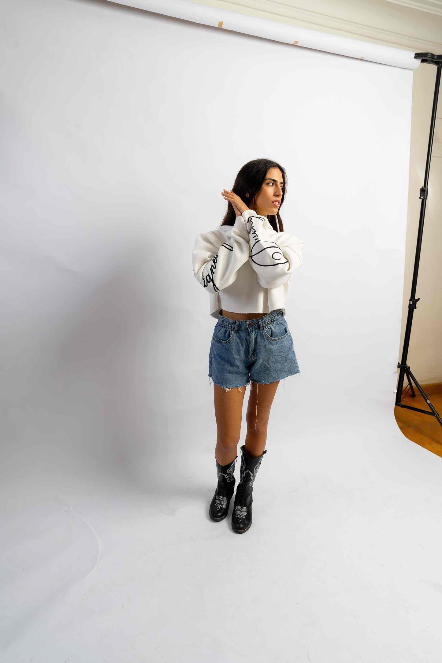 kinda basic, but cropped in White